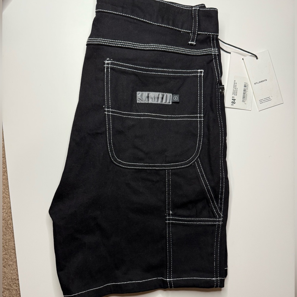 Students tripley carpenter shorts in black